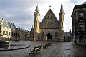 Twee coördinerend architecten voor renovatie Binnenhof